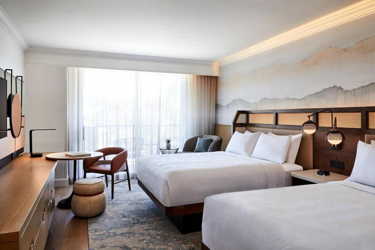 Queen Room Two Queen Beds Hearing Accessible